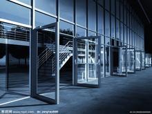 玻璃門(mén)選購(gòu)指南 從生產(chǎn)廠家到市場(chǎng)價(jià)格，結(jié)合房地產(chǎn)咨詢視角的全面解析